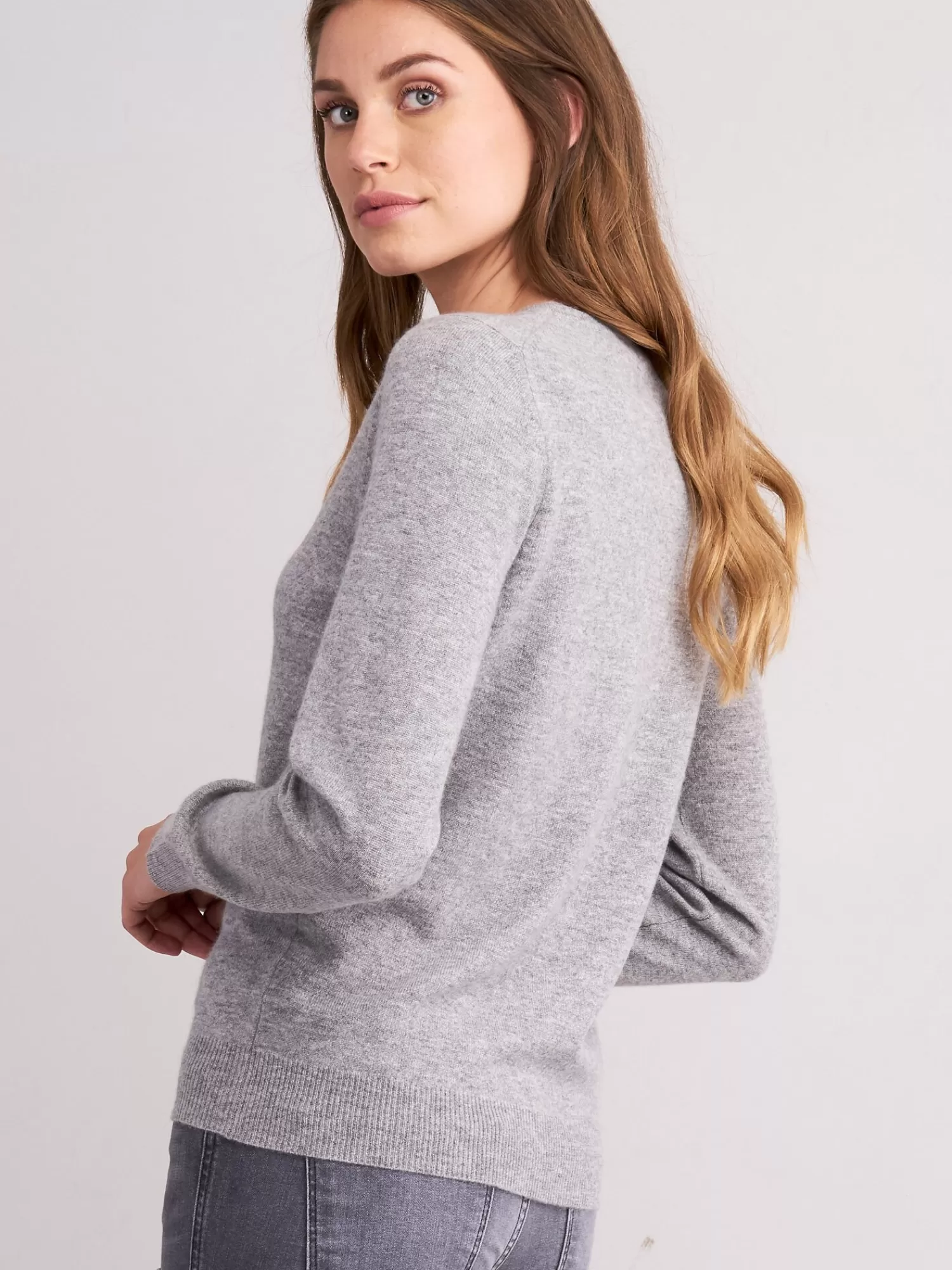 REPEAT cashmere Vesten*Basic cashmere cardigan met ronde hals LightGrey