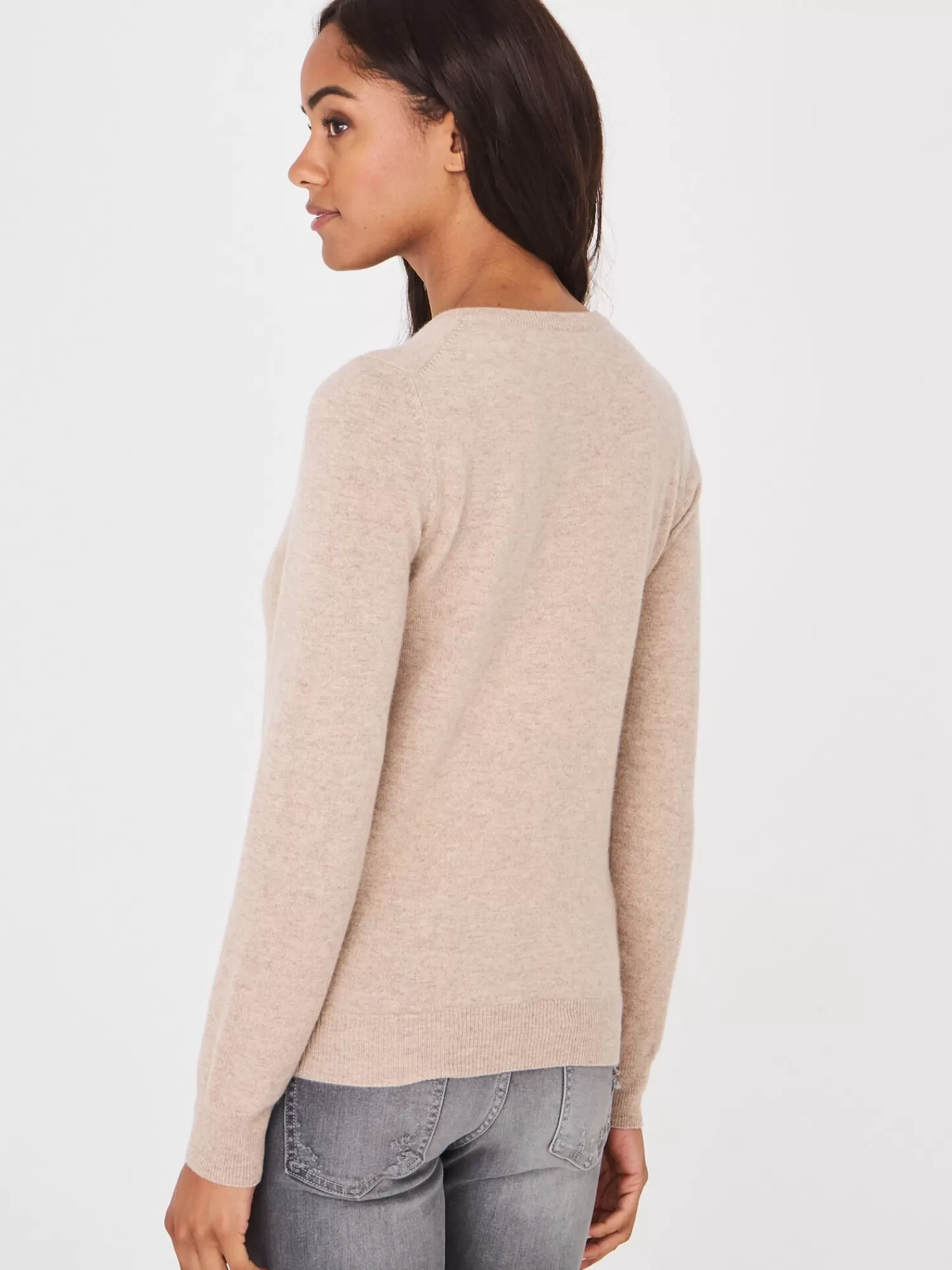 REPEAT cashmere Vesten*Basic cashmere cardigan met ronde hals van organisch cashmere Sand