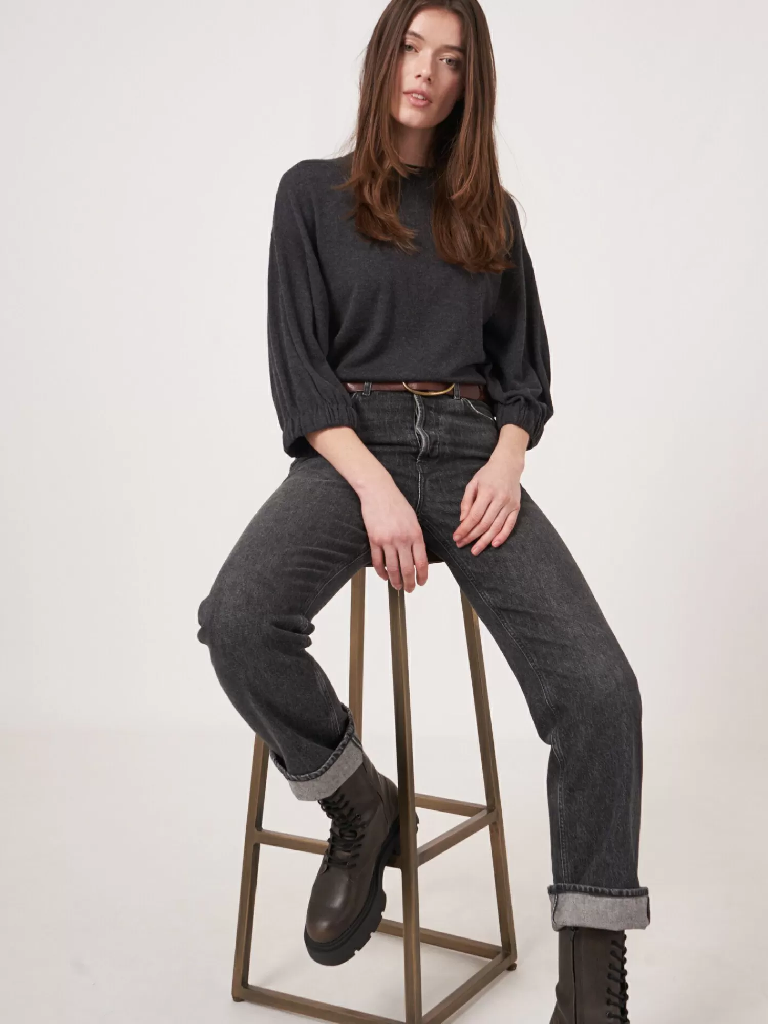 REPEAT cashmere Truien*Super fijn gebreide trui met oversized mouwen van cashmere mix DarkGrey